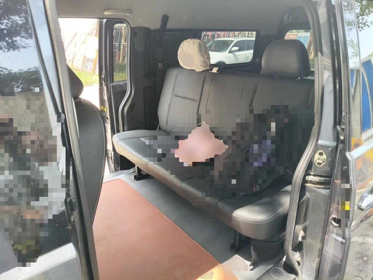 Jinbei Gold Hiace 2024 1.5L Passenger Vehicle Travel Lion 5/6/7-Seater with Central Air Conditioning — миниатюра 17