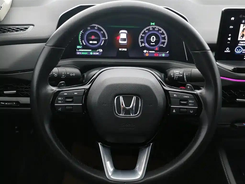 Accord PHEV 2023 2.0L e:PHEV Premium Edition — миниатюра 13