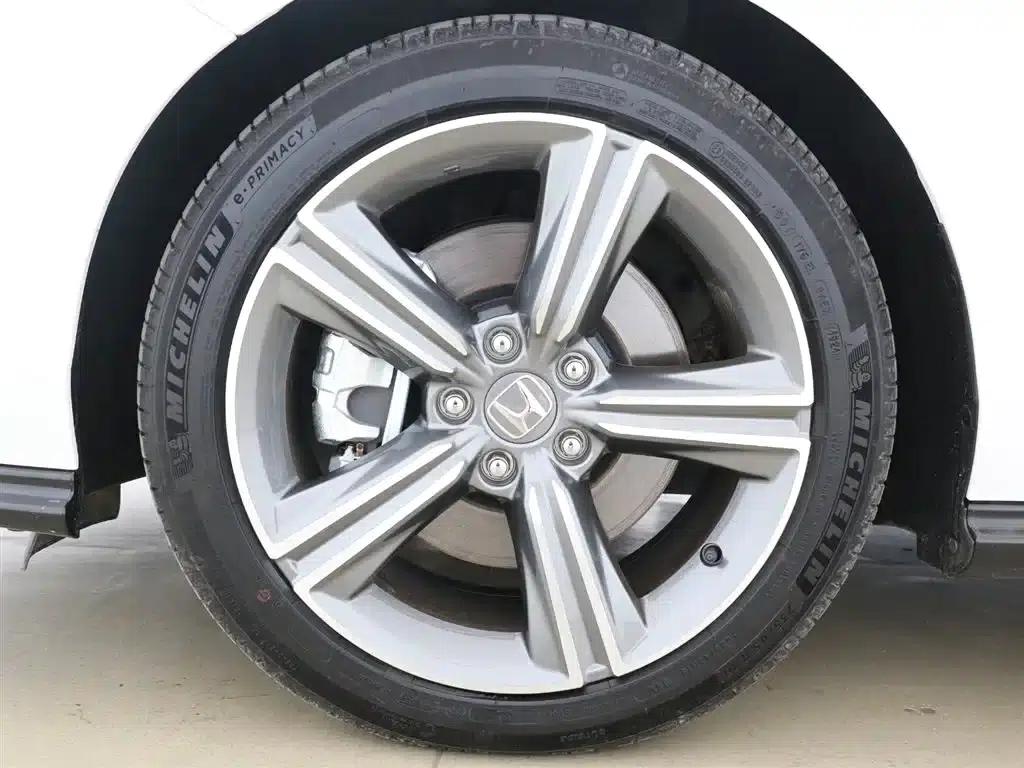 Accord PHEV 2023 2.0L e:PHEV Premium Edition — миниатюра 10