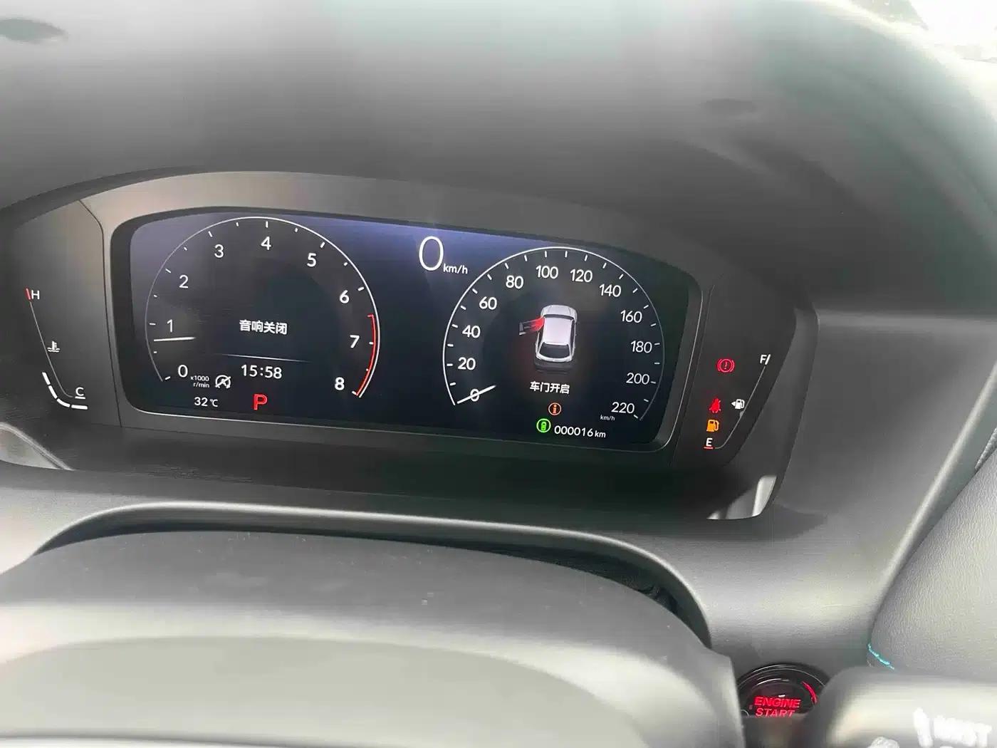 Honda HR-V 2024 240TURBO Sporty Edition — миниатюра 8