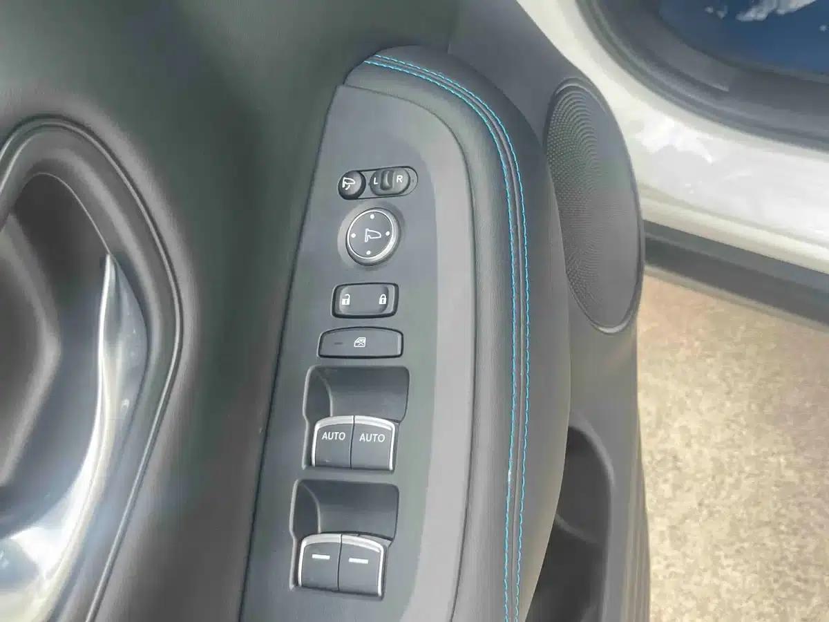 Honda HR-V 2024 240TURBO Sporty Edition — миниатюра 10