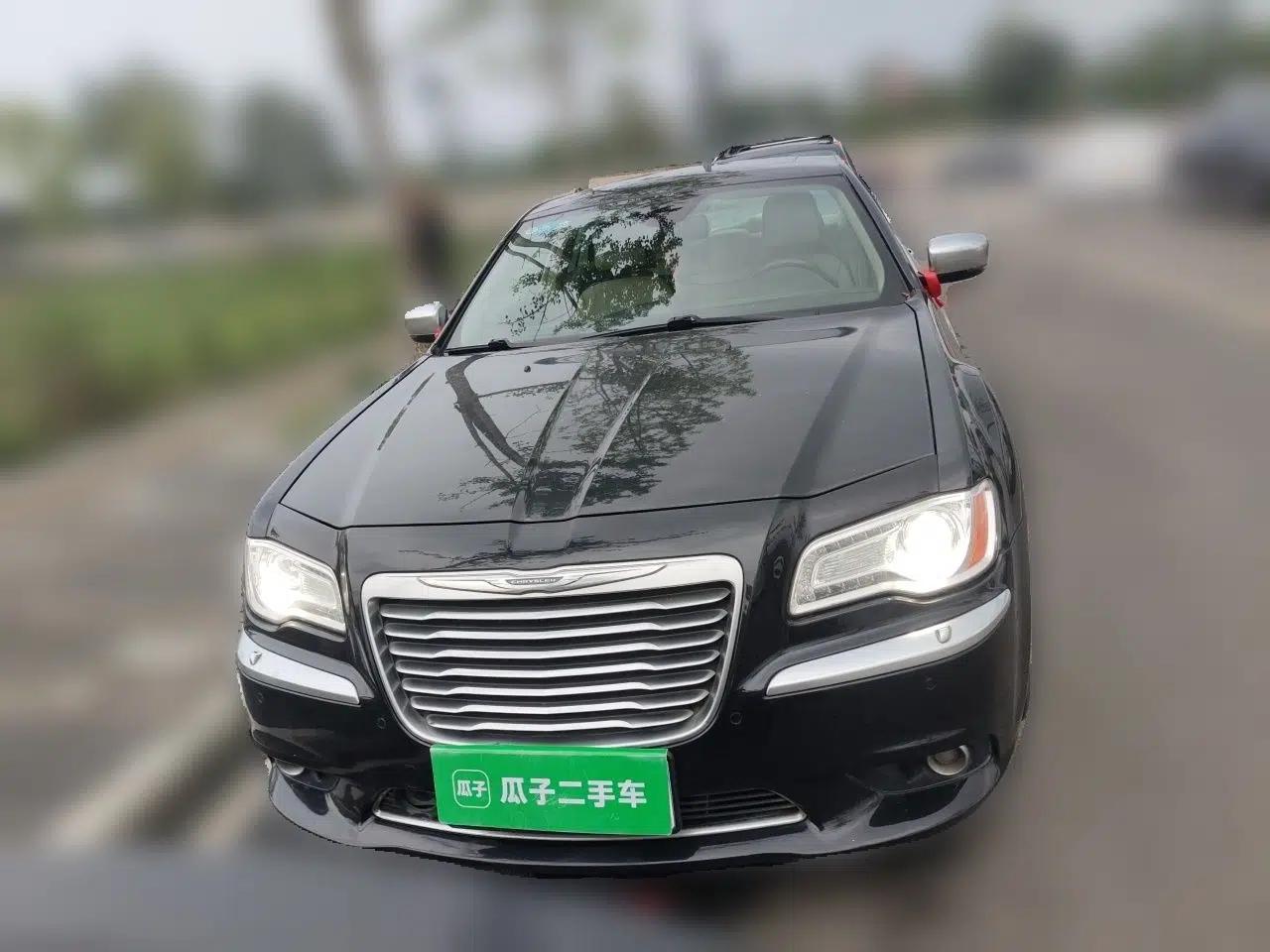 Chrysler 300C 2014 3.0L Excellence Edition — миниатюра 2