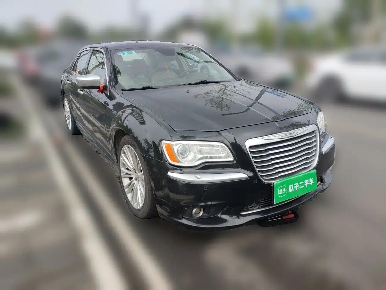 Chrysler 300C 2014 3.0L Excellence Edition — миниатюра 3
