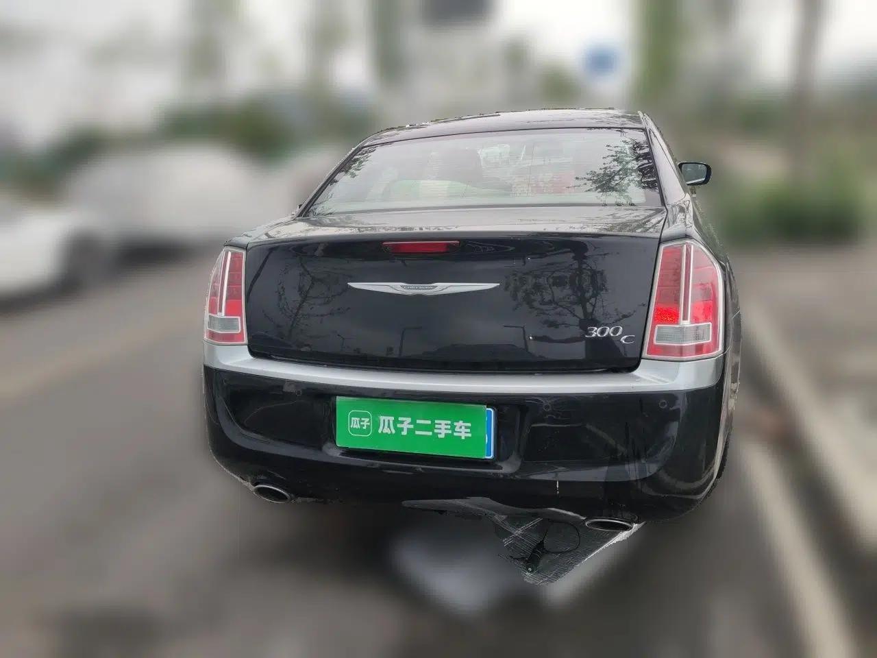 Chrysler 300C 2014 3.0L Excellence Edition — миниатюра 5