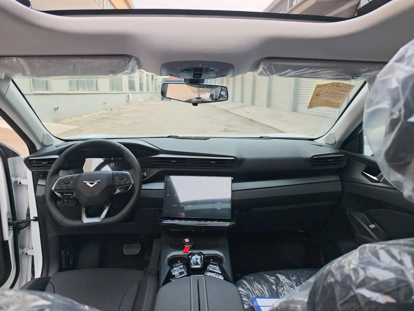 Cowin Kunlun 2026 Model 1.5T Mountain Peak Edition (5-seater) — миниатюра 2