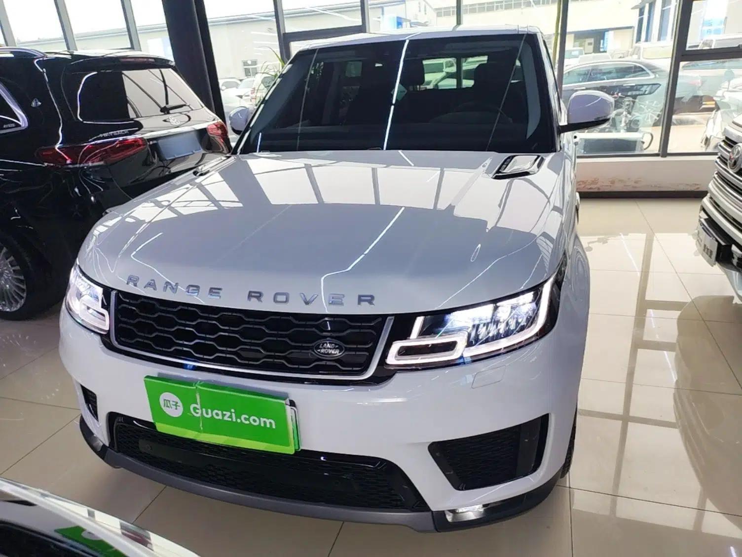 Land Rover Range SportNew Energy 2022 P400e SE — миниатюра 2