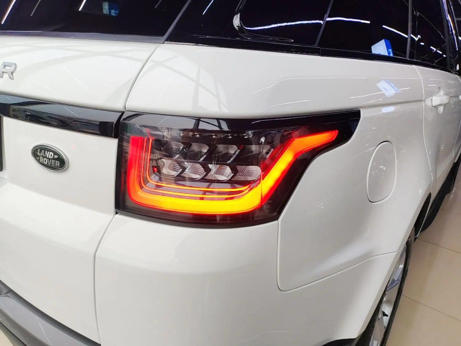 Land Rover Range SportNew Energy 2022 P400e SE — миниатюра 9