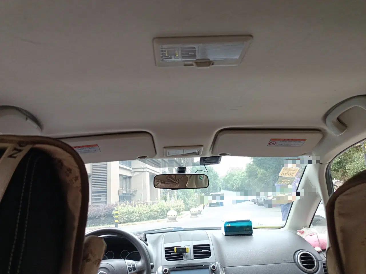 Suzuki SX4 2013 1.6L Manual CoolRide Model — миниатюра 18