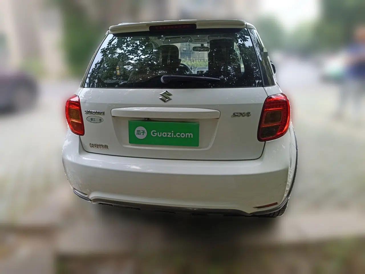 Suzuki SX4 2013 1.6L Manual CoolRide Model — миниатюра 5