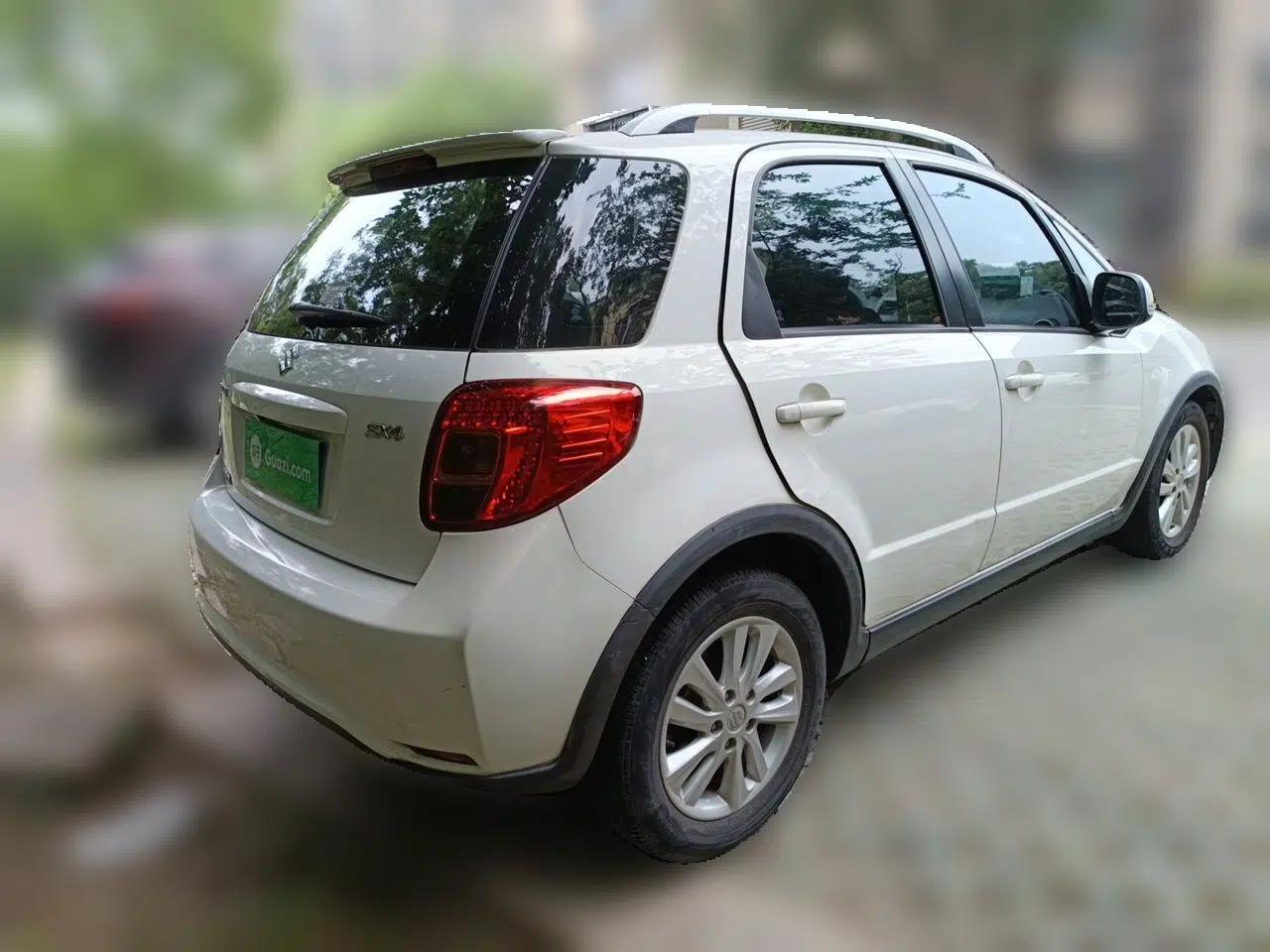 Suzuki SX4 2013 1.6L Manual CoolRide Model — миниатюра 6