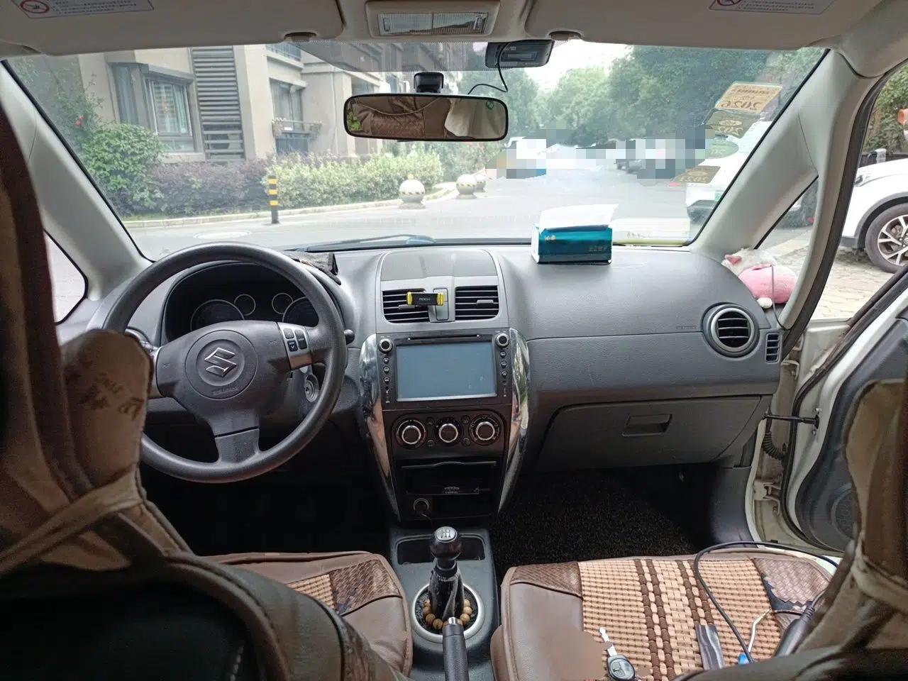 Suzuki SX4 2013 1.6L Manual CoolRide Model — миниатюра 9