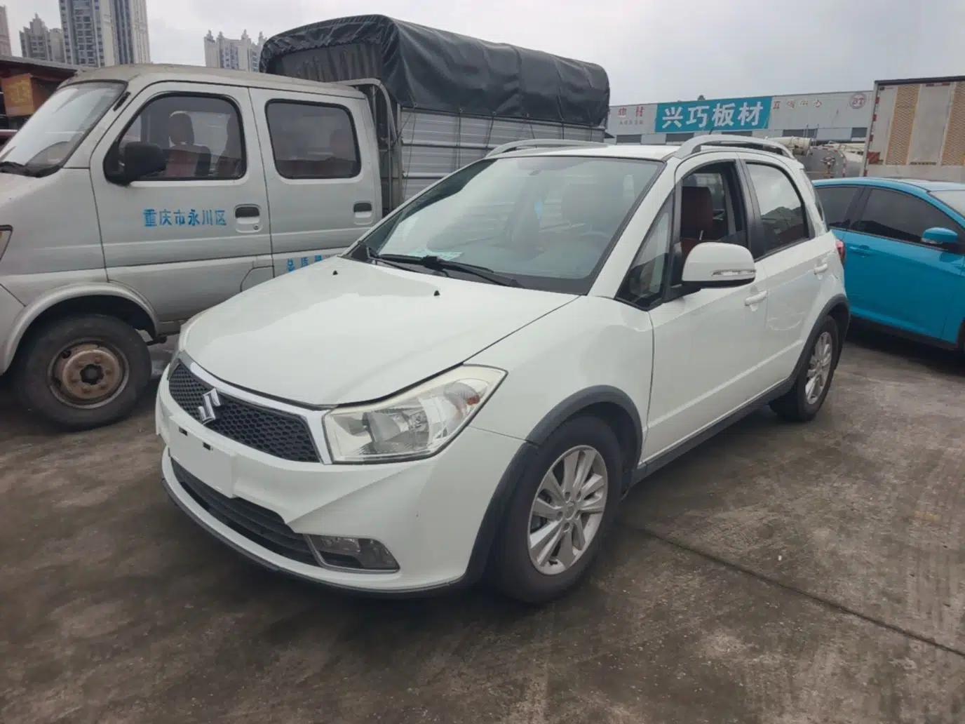 Suzuki SX4 2013 1.6L Automatic CoolRide Model — миниатюра 1