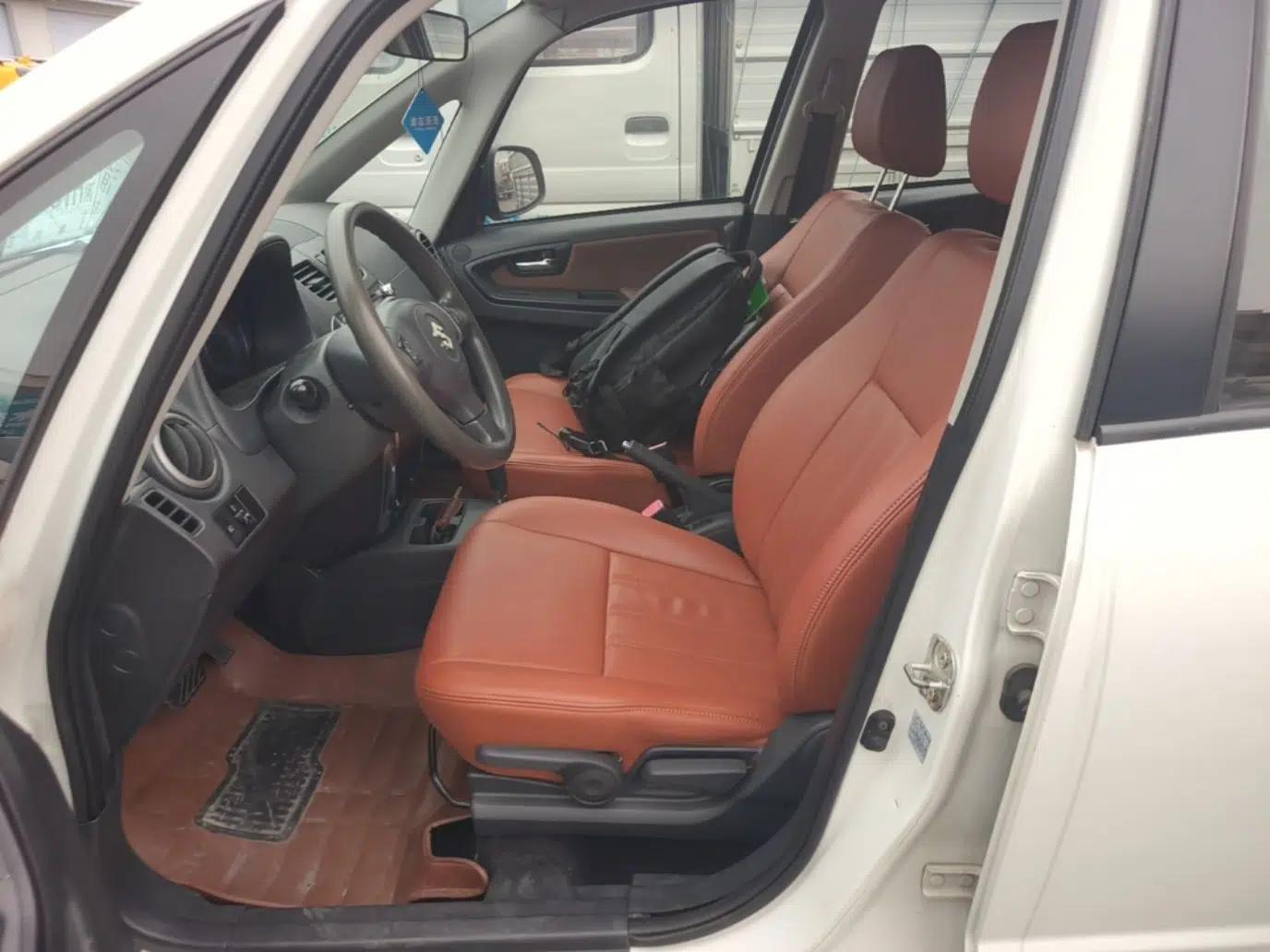Suzuki SX4 2013 1.6L Automatic CoolRide Model — миниатюра 17