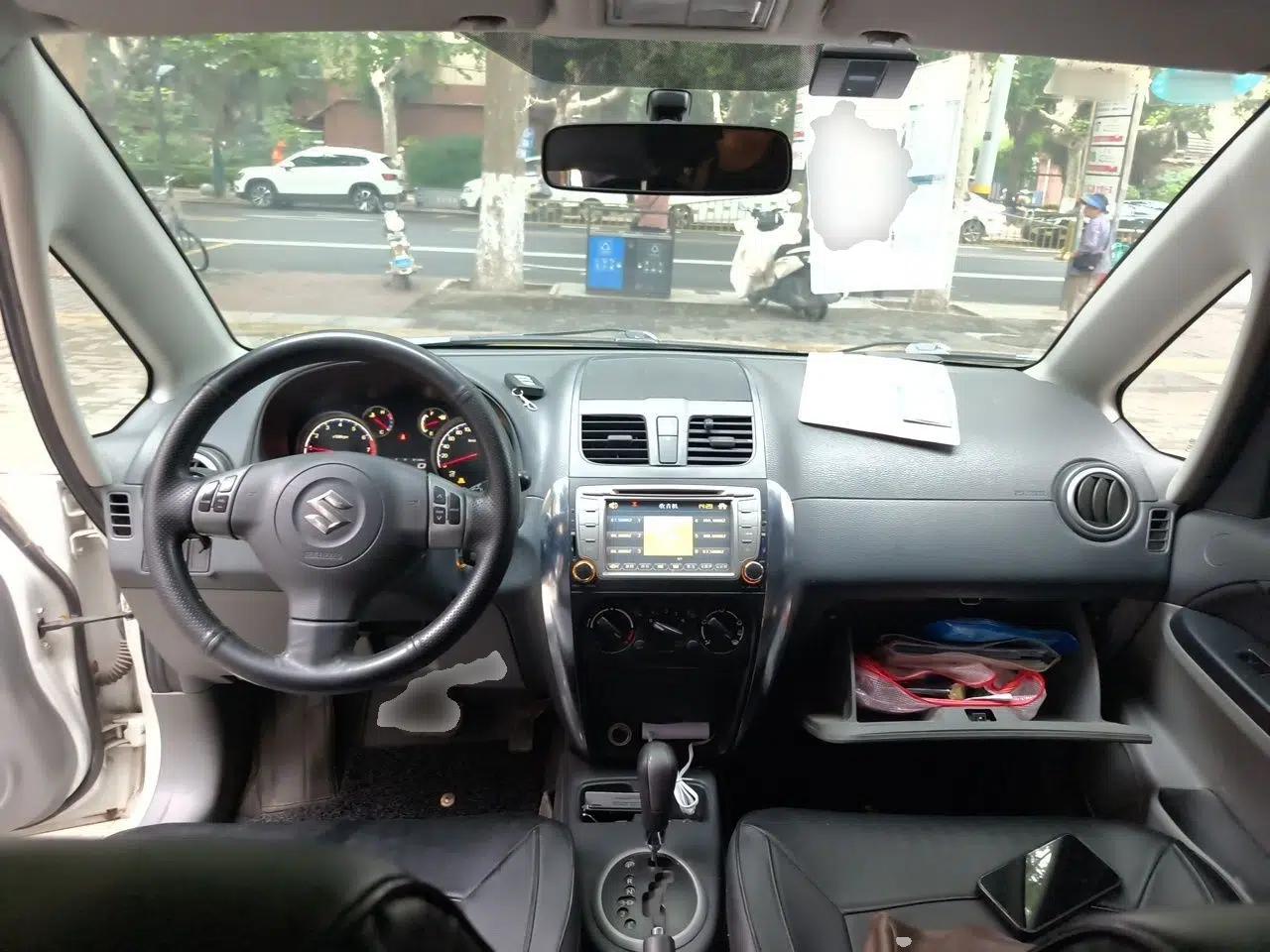 Suzuki SX4 2012 1.6L Automatic Ruiqi Model — миниатюра 9