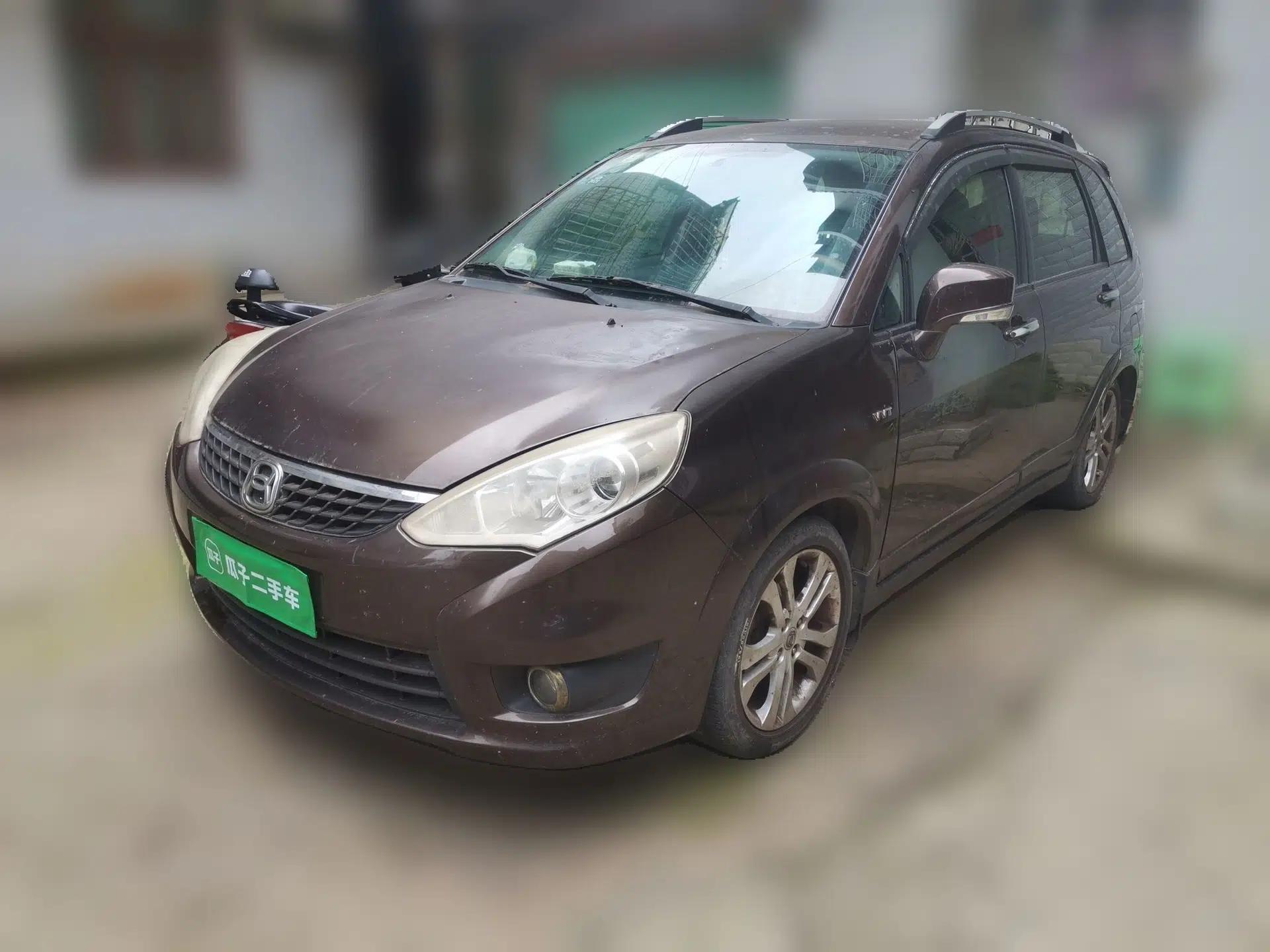 Suzuki Liana A6 2015 Hatchback 1.4L Manual Enjoyment Model — миниатюра 1
