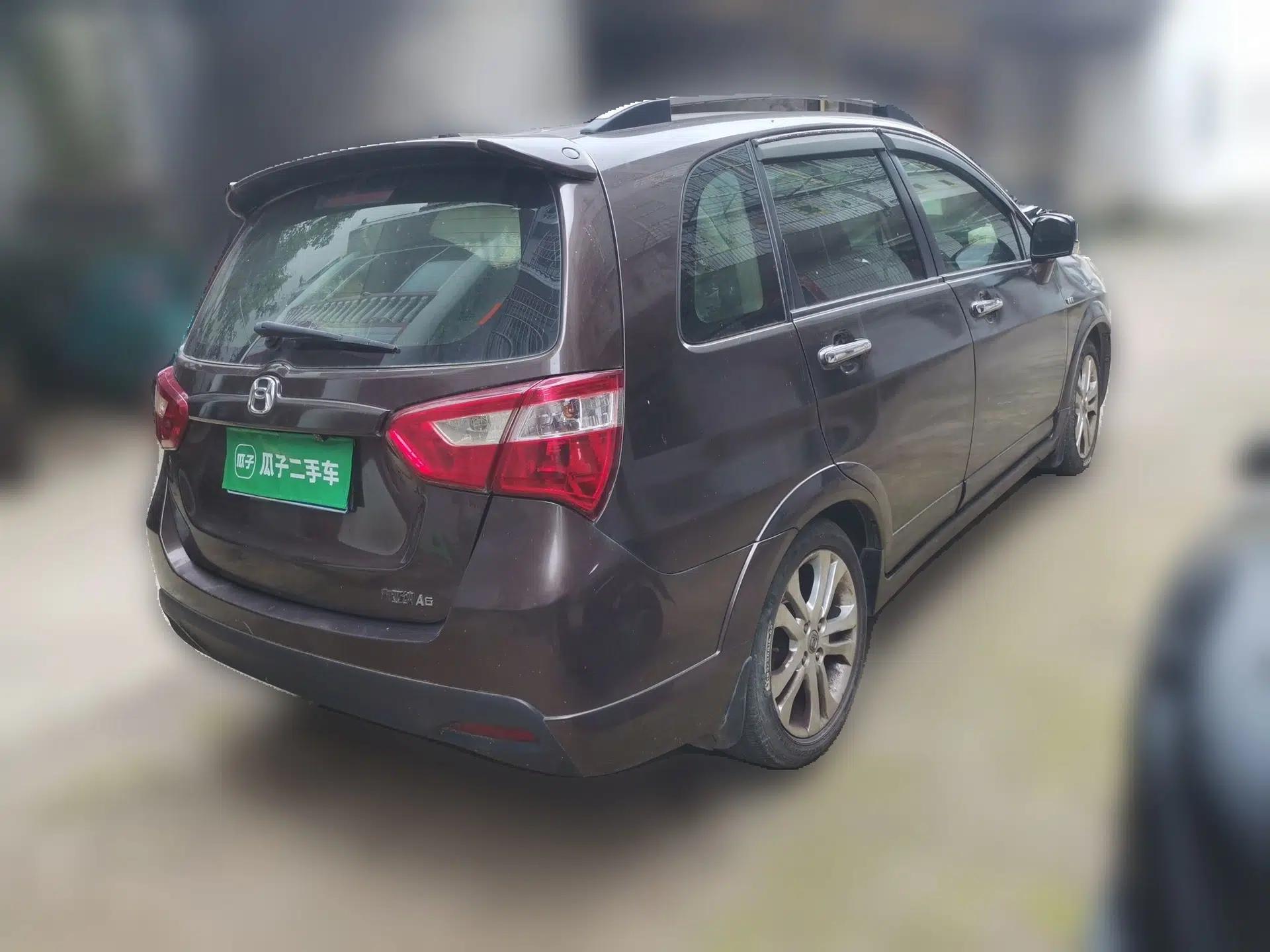 Suzuki Liana A6 2015 Hatchback 1.4L Manual Enjoyment Model — миниатюра 6
