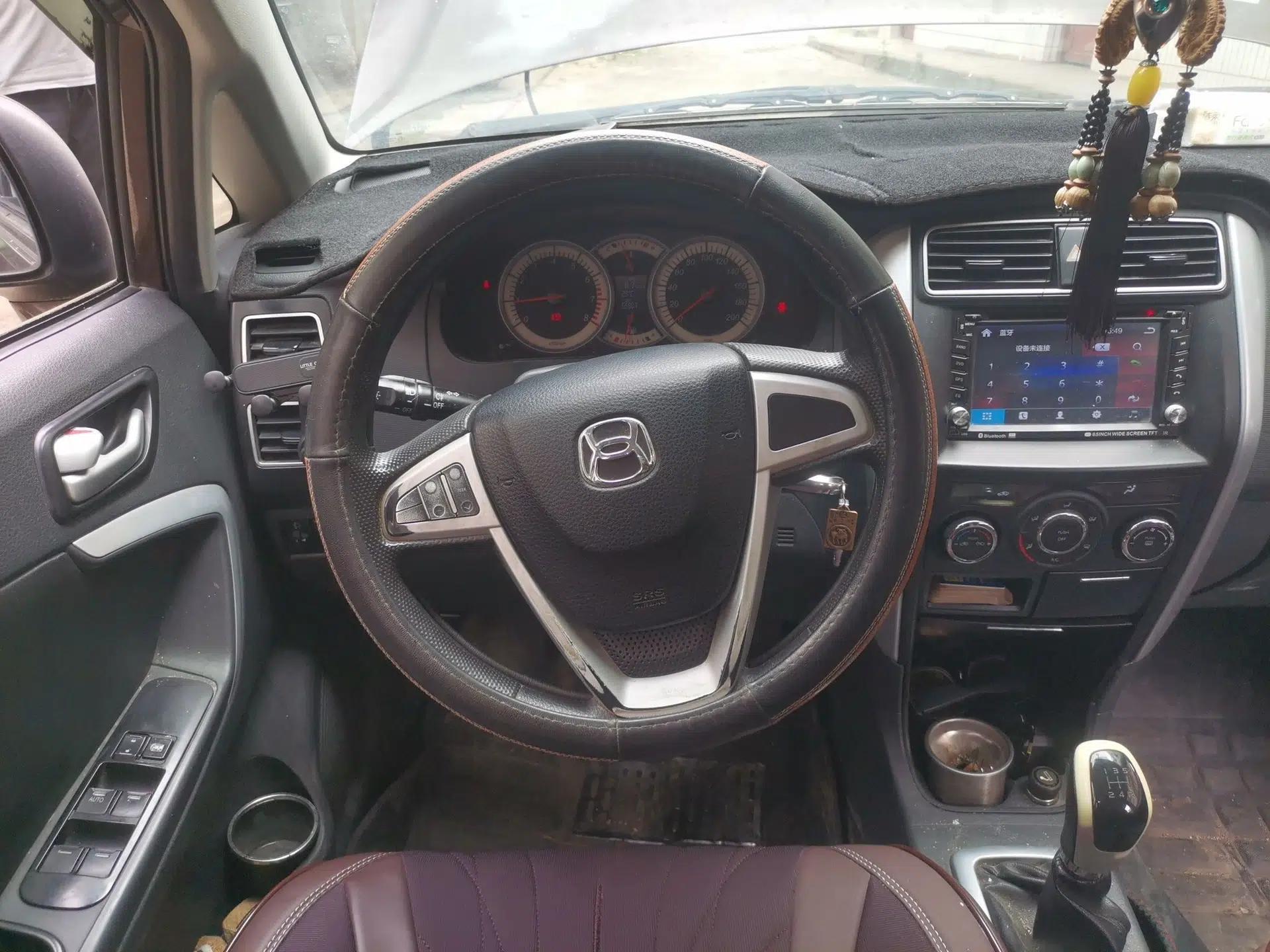 Suzuki Liana A6 2015 Hatchback 1.4L Manual Enjoyment Model — миниатюра 10