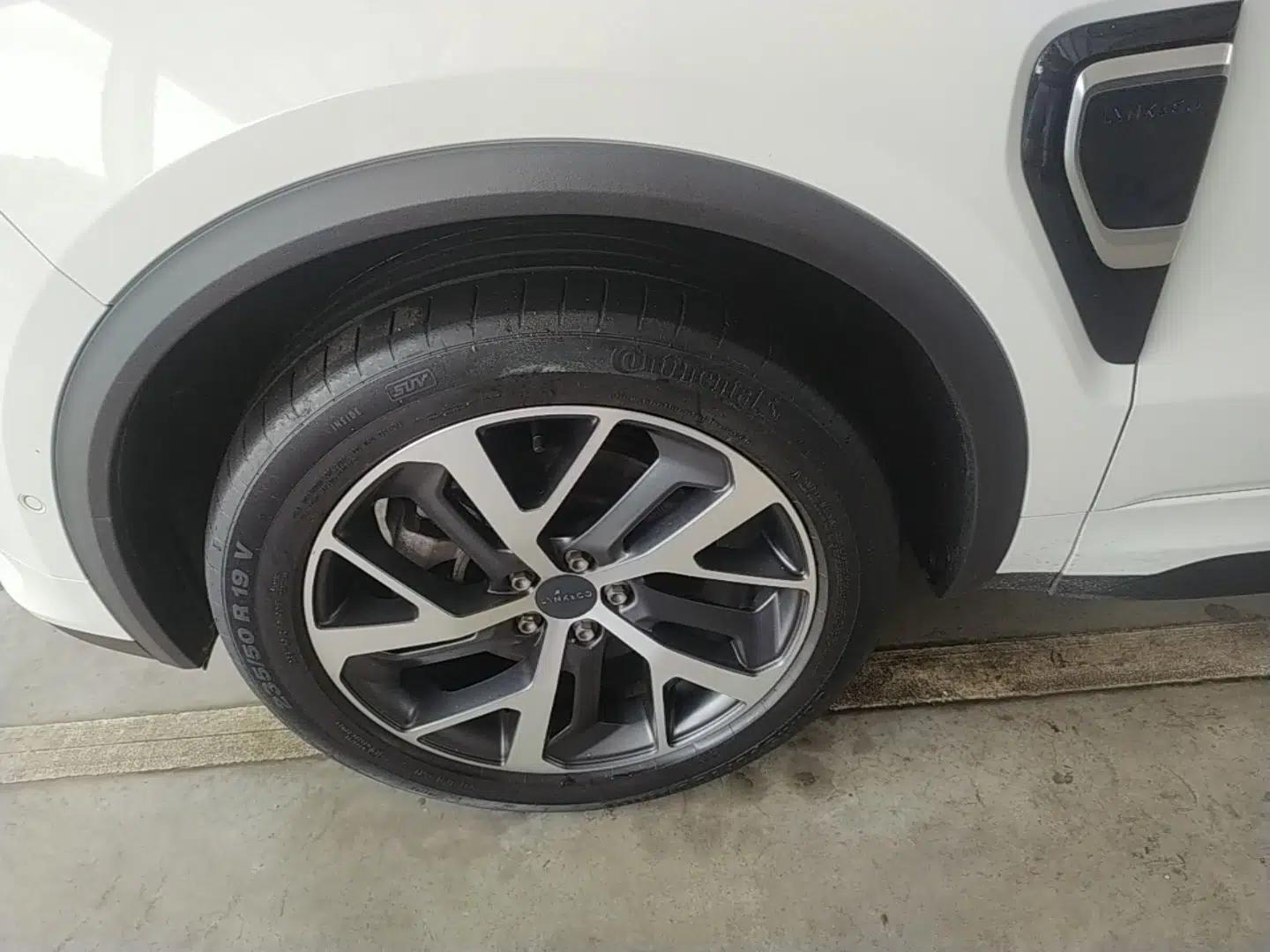 Lynk & Co 01 EM-P 2018 1.5T PHEV JingPro National Emission Standard V — миниатюра 10