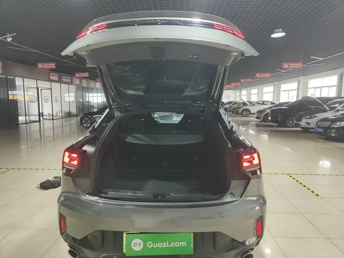 Lynk & Co 05 EM-P 2021 1.5TD PHEV HALO — миниатюра 27