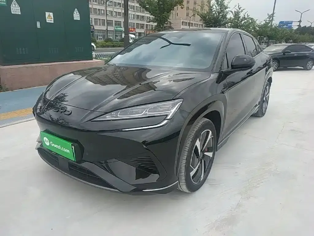 Hiace 07 EV 2024 Model 610 Long Range Version — миниатюра 1