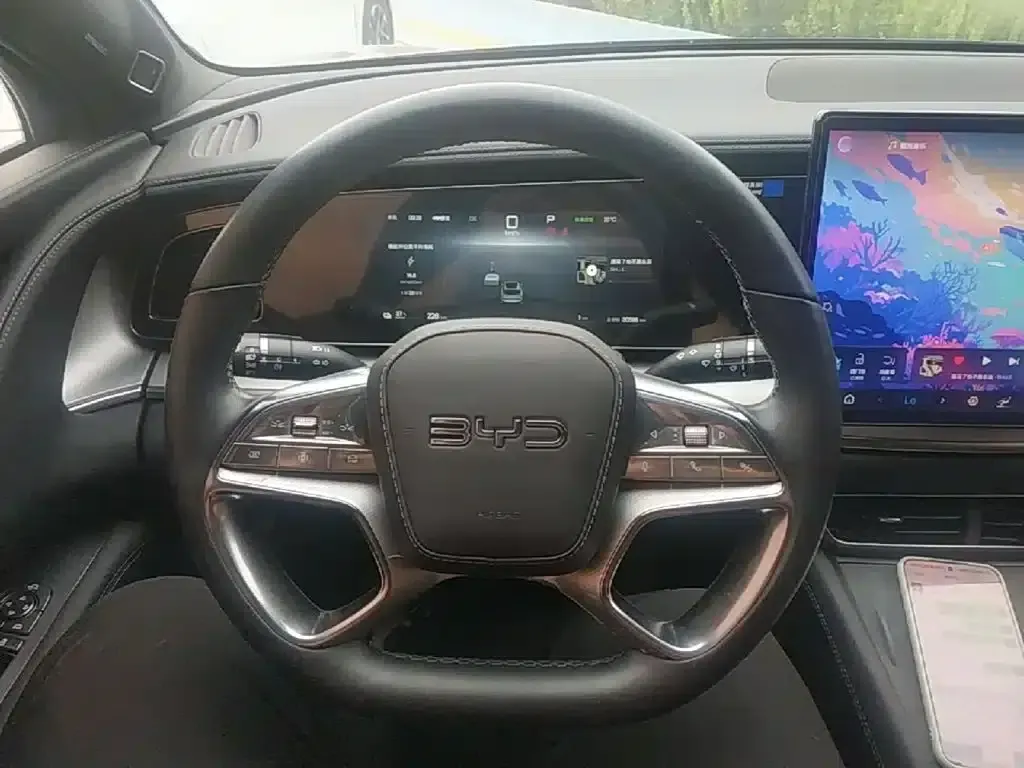 Hiace 07 EV 2024 Model 610 Long Range Version — миниатюра 11