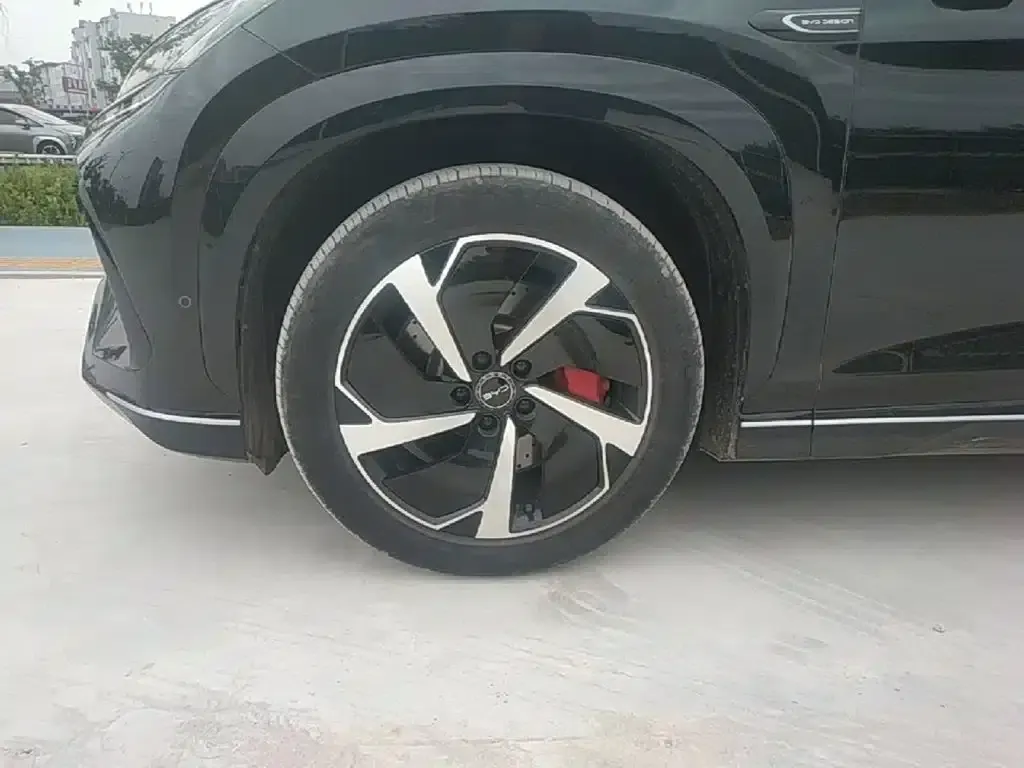 Hiace 07 EV 2024 Model 610 Long Range Version — миниатюра 23