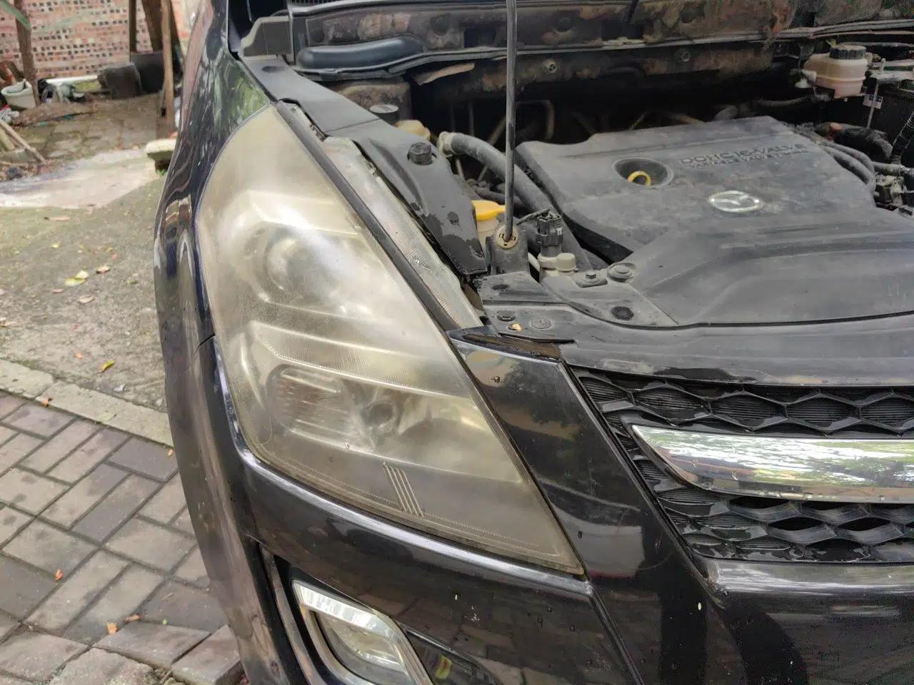 Mazda 8 2011 2.3L Deluxe Edition — миниатюра 7