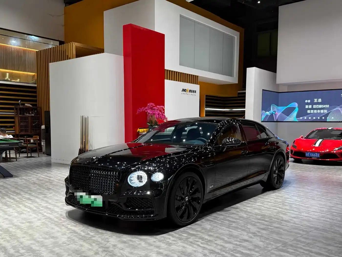 2022 Mercedes-Benz Flying Spur Plug-in Hybrid 2.9T V6 Hybrid Mulliner — миниатюра 1