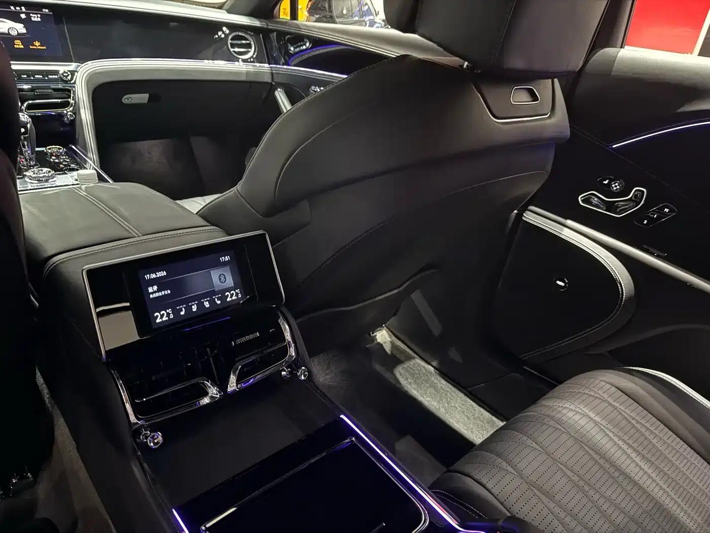 2022 Mercedes-Benz Flying Spur Plug-in Hybrid 2.9T V6 Hybrid Mulliner — миниатюра 11