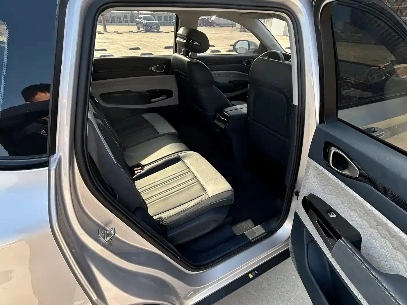 Baojun RM-5 2019 1.5T CVT 24-Hour Online Premium 6-Seater — миниатюра 6