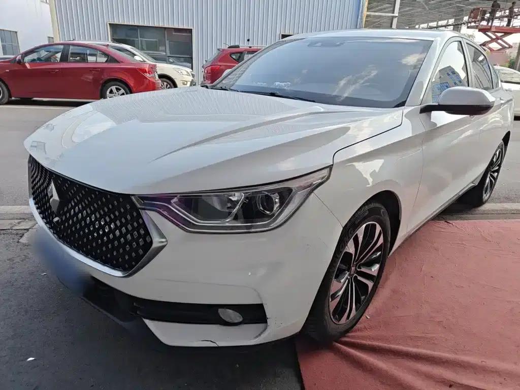 Baojun RC-6 2019 1.5T CVT 24-Hour Online Premium Edition — миниатюра 2