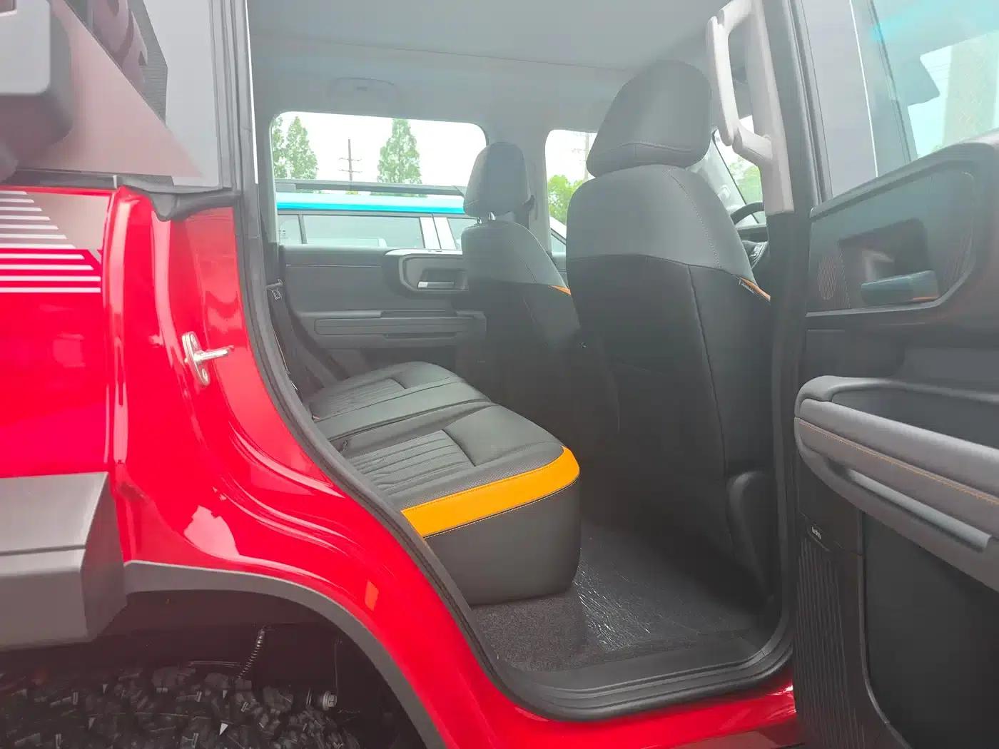 Beijing BJ40 Range Extender 2025 Chitu Edition — миниатюра 9