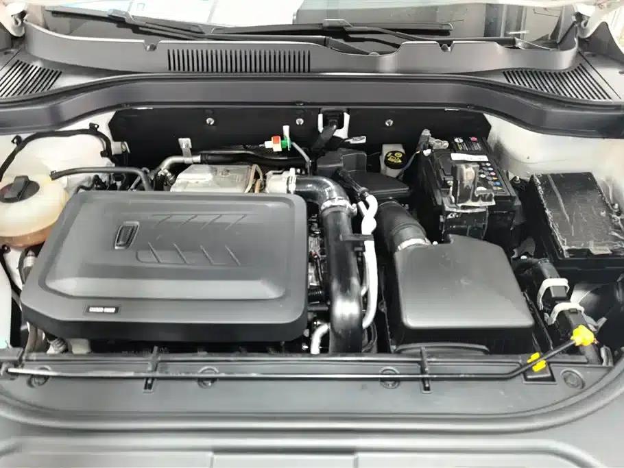 Bestune T55 2022 1.5T Automatic Leap Forward Edition — миниатюра 10