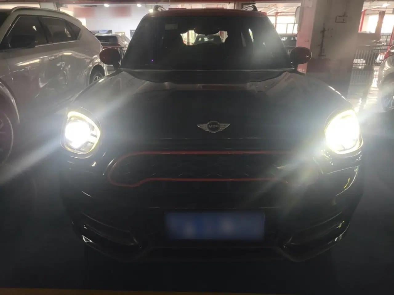 MINI JCM COUNTRYMAN 2017 2.0T JOHN COOPER WORKS — миниатюра 2