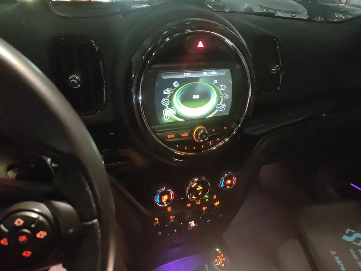 MINI JCM COUNTRYMAN 2017 2.0T JOHN COOPER WORKS — миниатюра 20