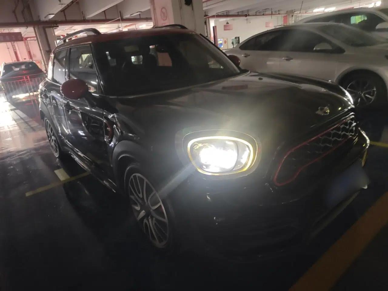 MINI JCM COUNTRYMAN 2017 2.0T JOHN COOPER WORKS — миниатюра 3