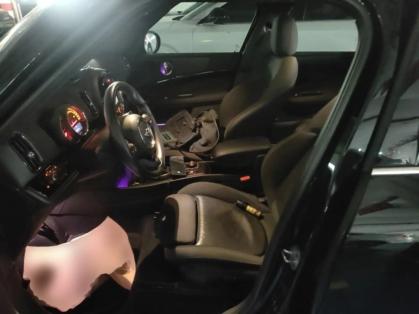 MINI JCM COUNTRYMAN 2017 2.0T JOHN COOPER WORKS — миниатюра 22