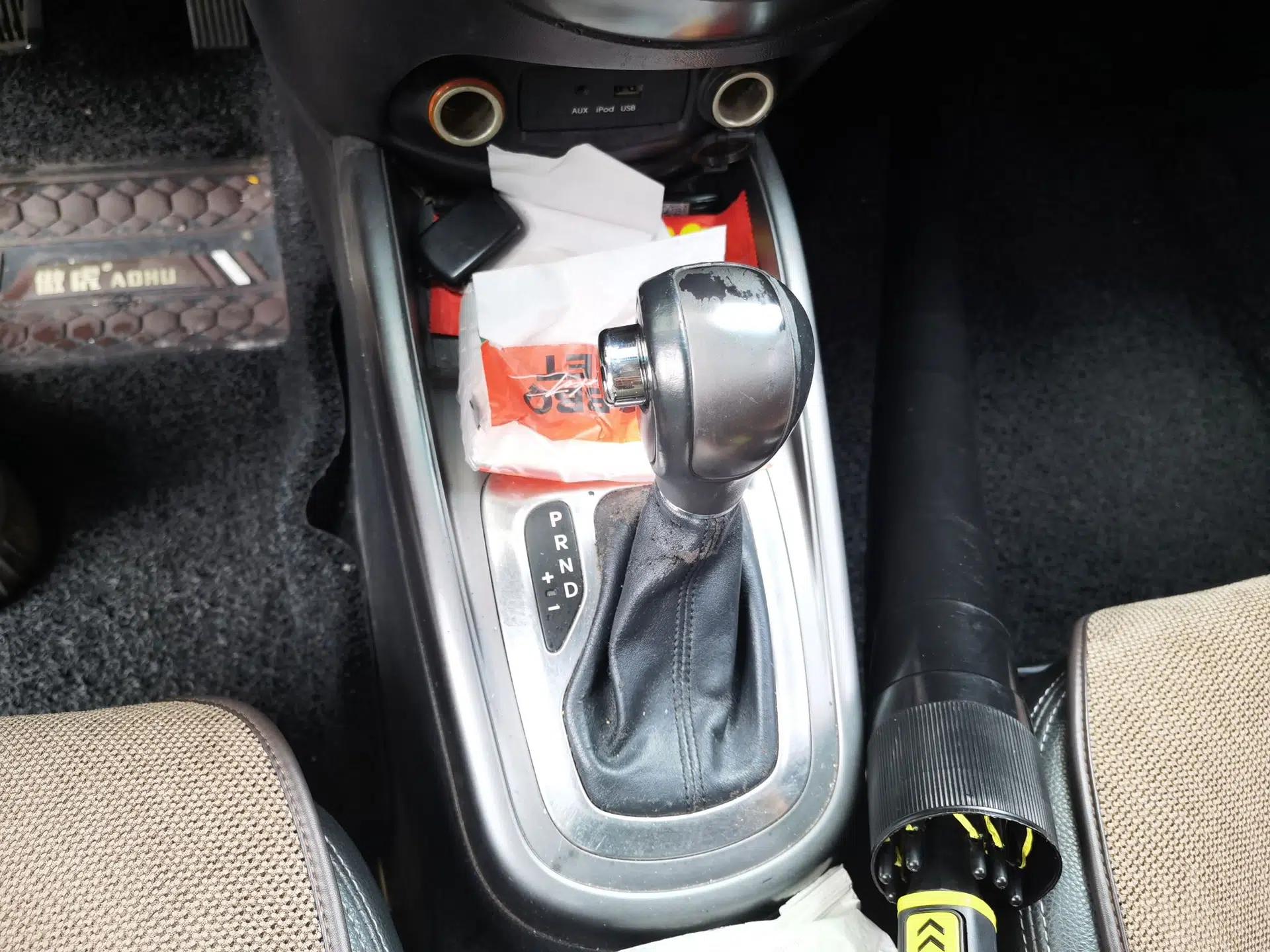 Kia Soul 2013 1.6L AT Premium — миниатюра 14