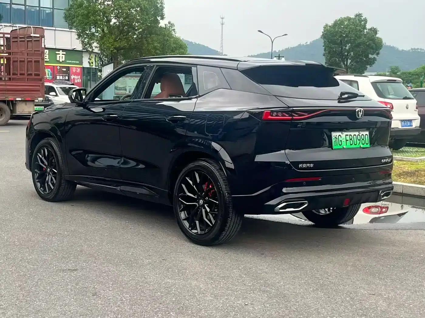 Changan UNI-Z New Energy 2025 Model: Smart New Blue Whale, 125km/h, Battleship Edition — миниатюра 3