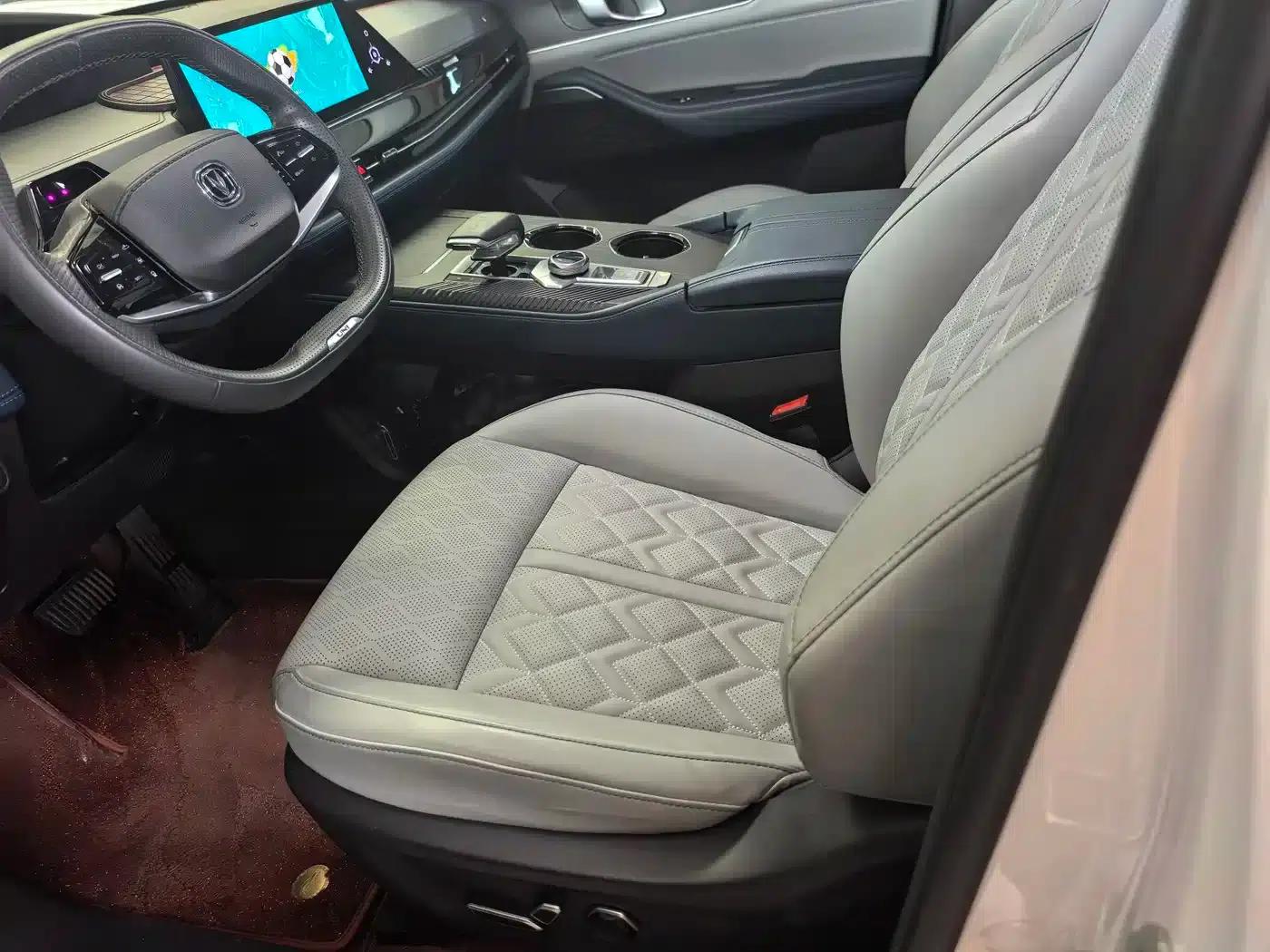Changan UNI-K Smart Electric iDD 2022 Blue Whale iDD 130km 1.5T Premium Edition — миниатюра 7
