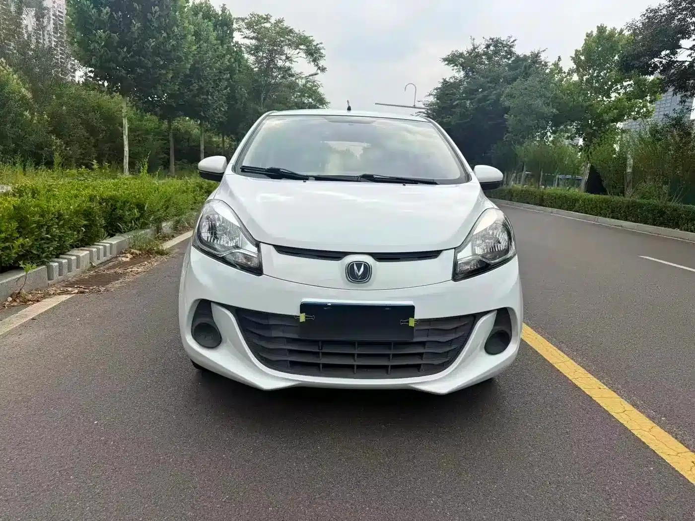 Benben 2015 1.4L IMT Deluxe Edition (National V Emission Standard) — миниатюра 2