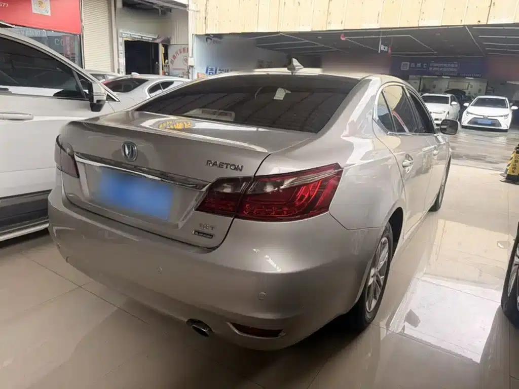 Ruicheng 2013 1.8T Automatic Elite (National V Emission Standard) — миниатюра 11