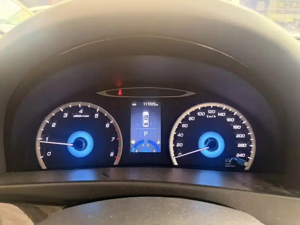 Ruicheng 2013 1.8T Automatic Elite (National V Emission Standard) — миниатюра 4