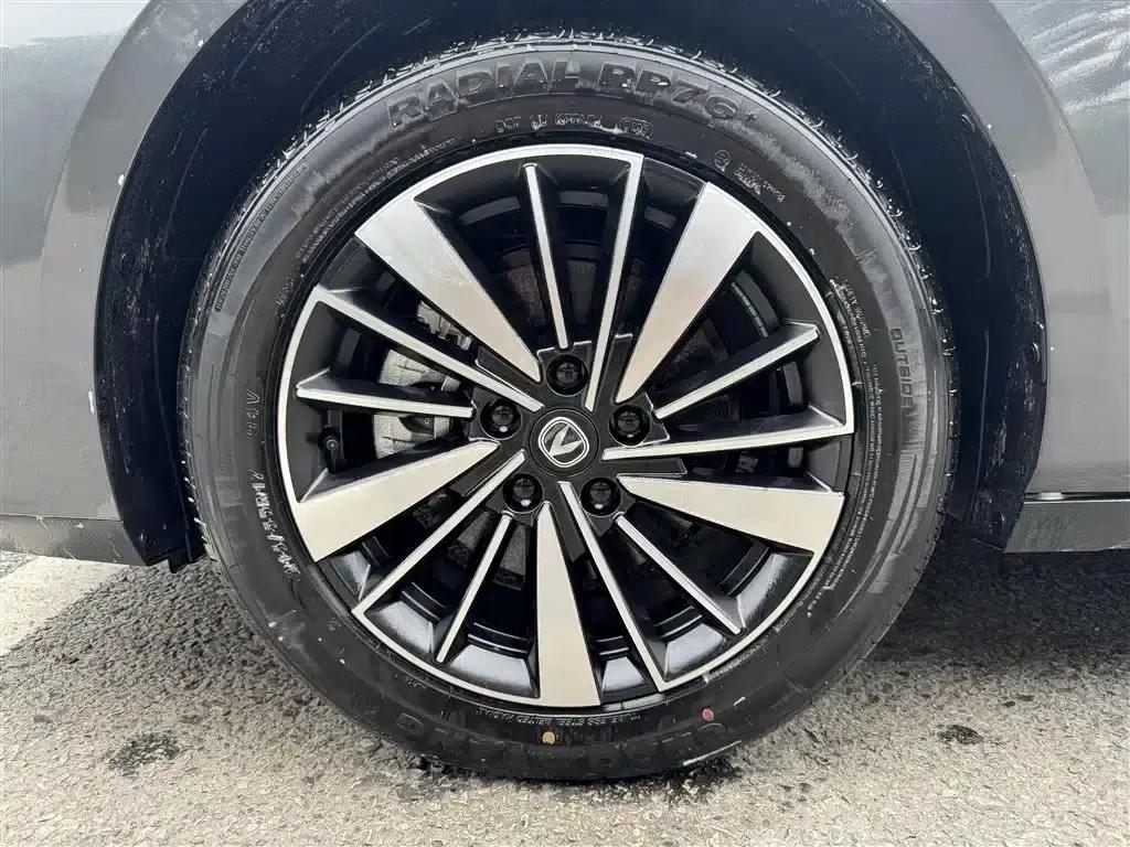 Changan Eado PHEV 2025 Smart Blue Whale 145KM Battleship Edition — миниатюра 35