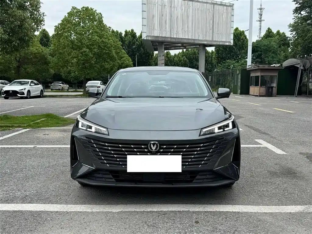 Changan Eado PHEV 2025 Smart Blue Whale 145KM Battleship Edition — миниатюра 8