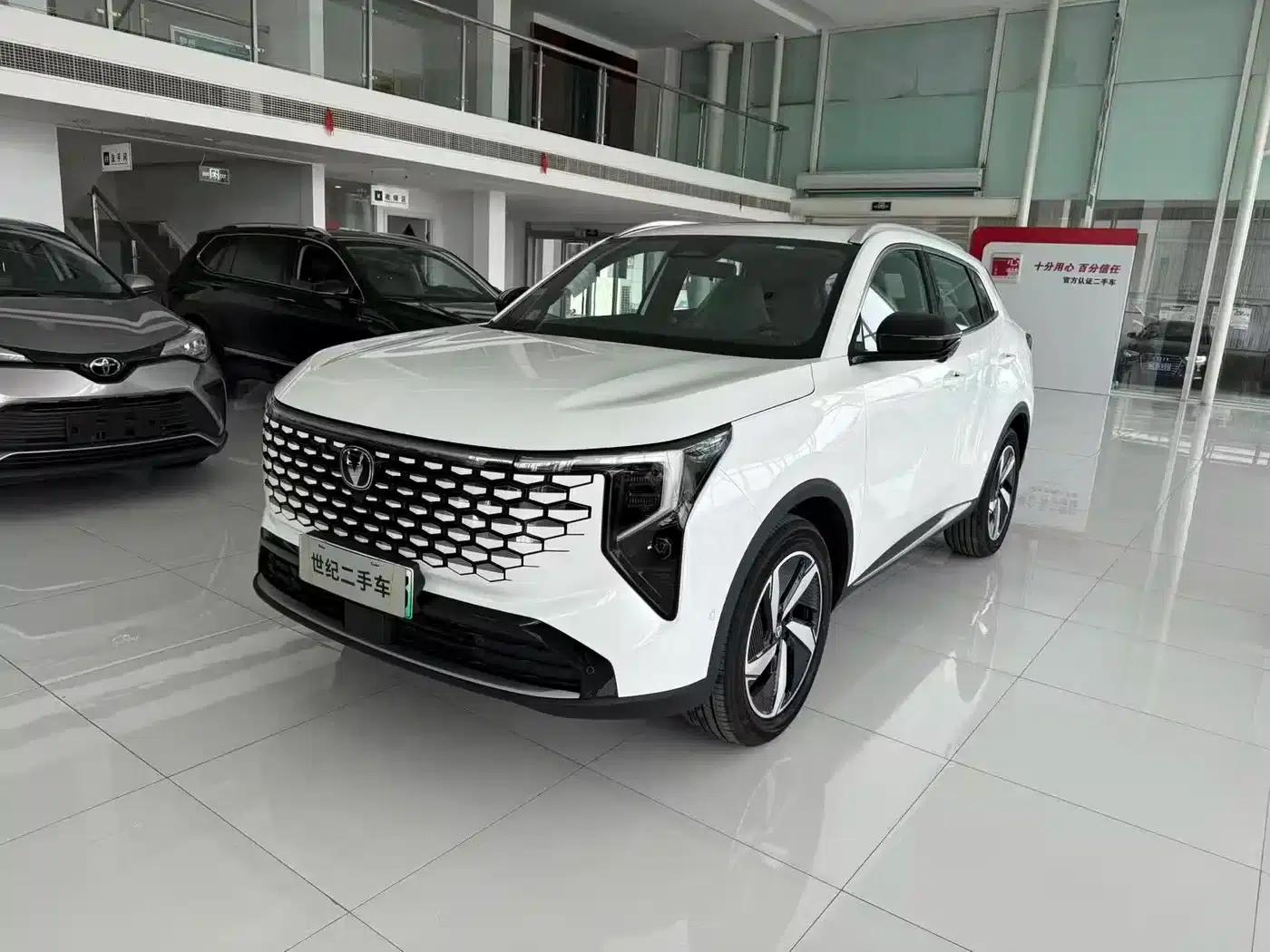 Changan CS55PLUS PHEV 2026 Smart New Blue Whale 125km Smart Edition — миниатюра 1