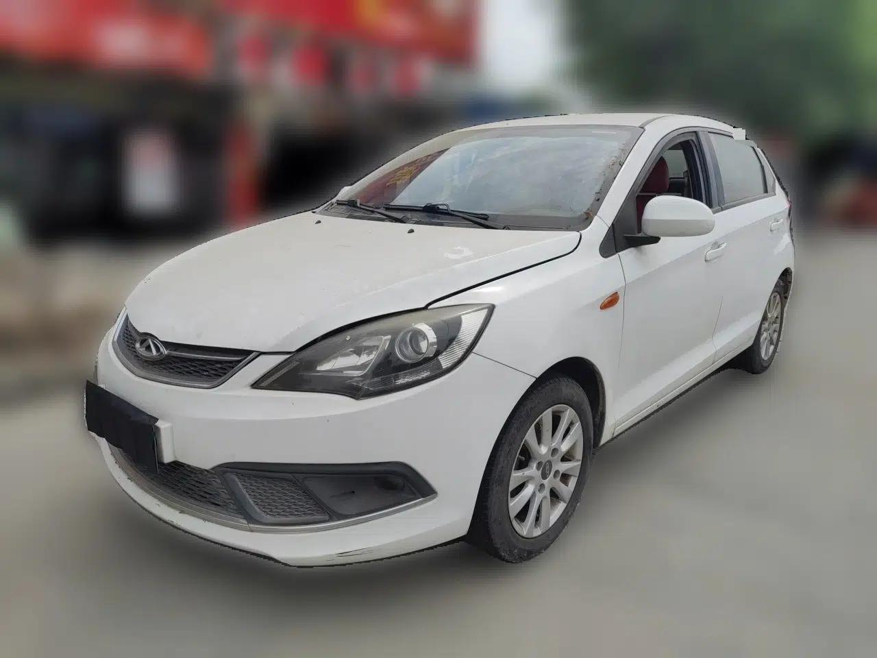 Chery Fengyun 2 2015 1.5L Manual New Edition — миниатюра 1