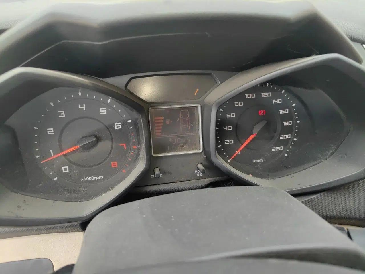 Chery Fengyun 2 2015 1.5L Manual New Edition — миниатюра 11