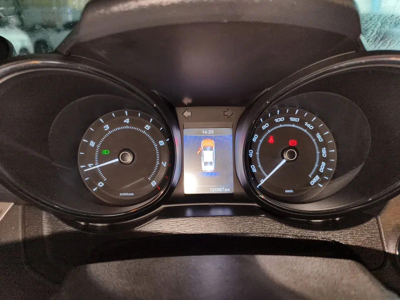 Chery Arrizo 7 2016 1.6L CVT ZhiShang Edition — миниатюра 11