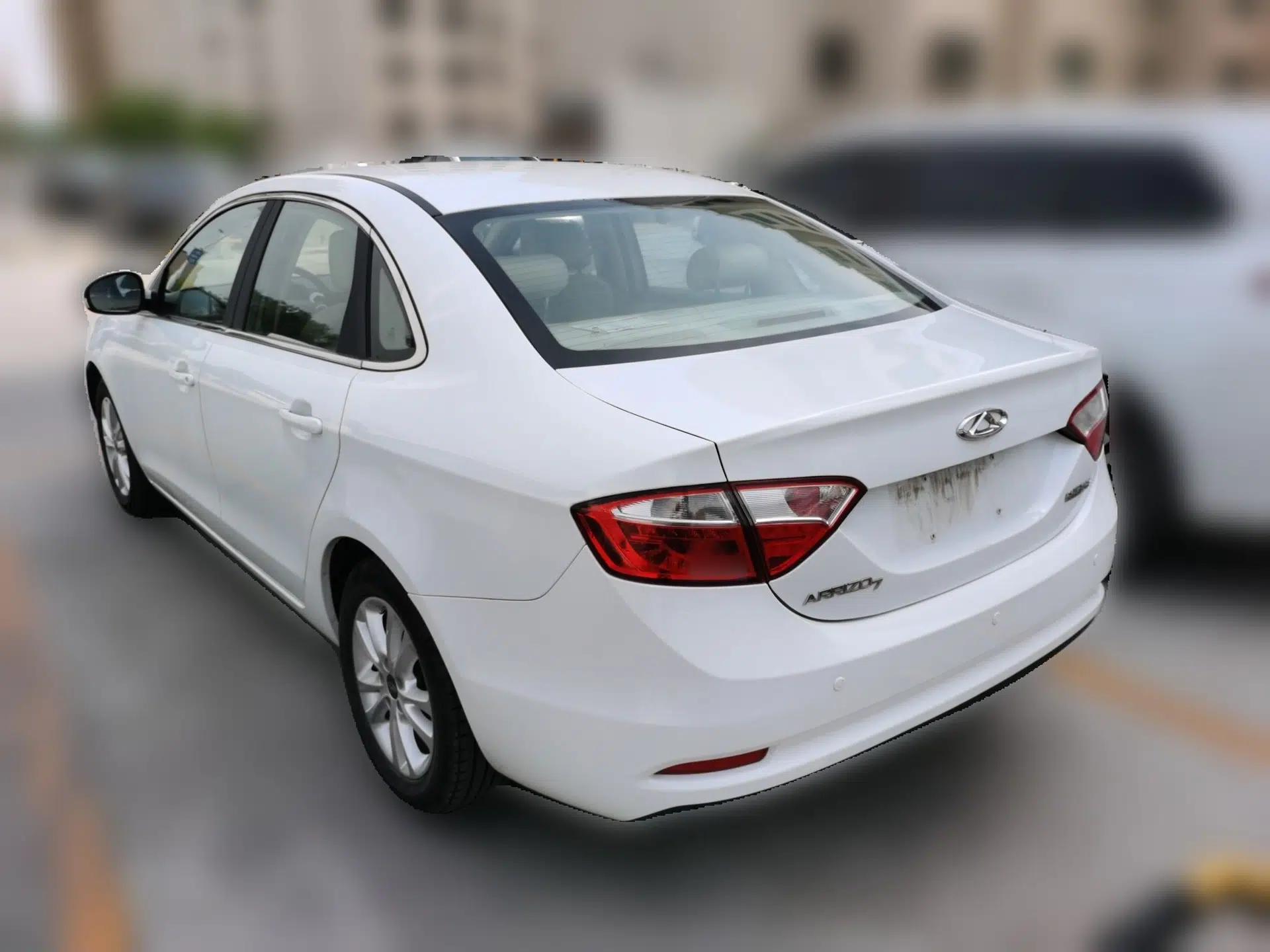 Chery Arrizo 7 2015 1.6L Manual ZhiShang Edition — миниатюра 4